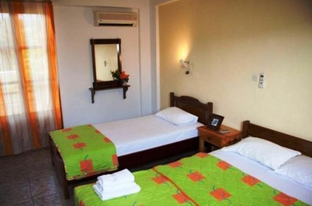 Triantafyllou Maria Rooms Skopelos Island Bilik gambar