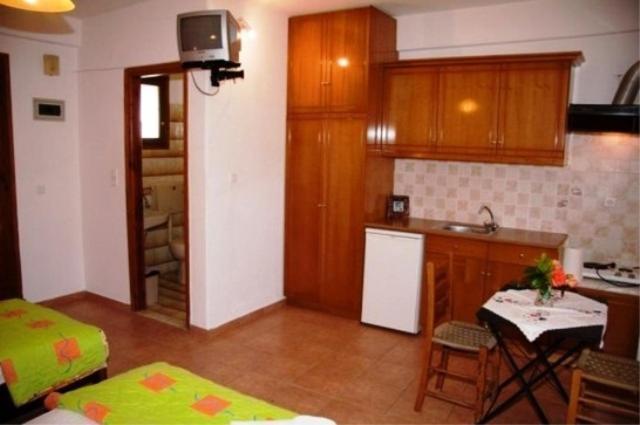 Triantafyllou Maria Rooms Skopelos Island Bilik gambar